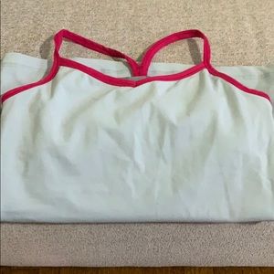 Yogasmoga workout top with shelf liner